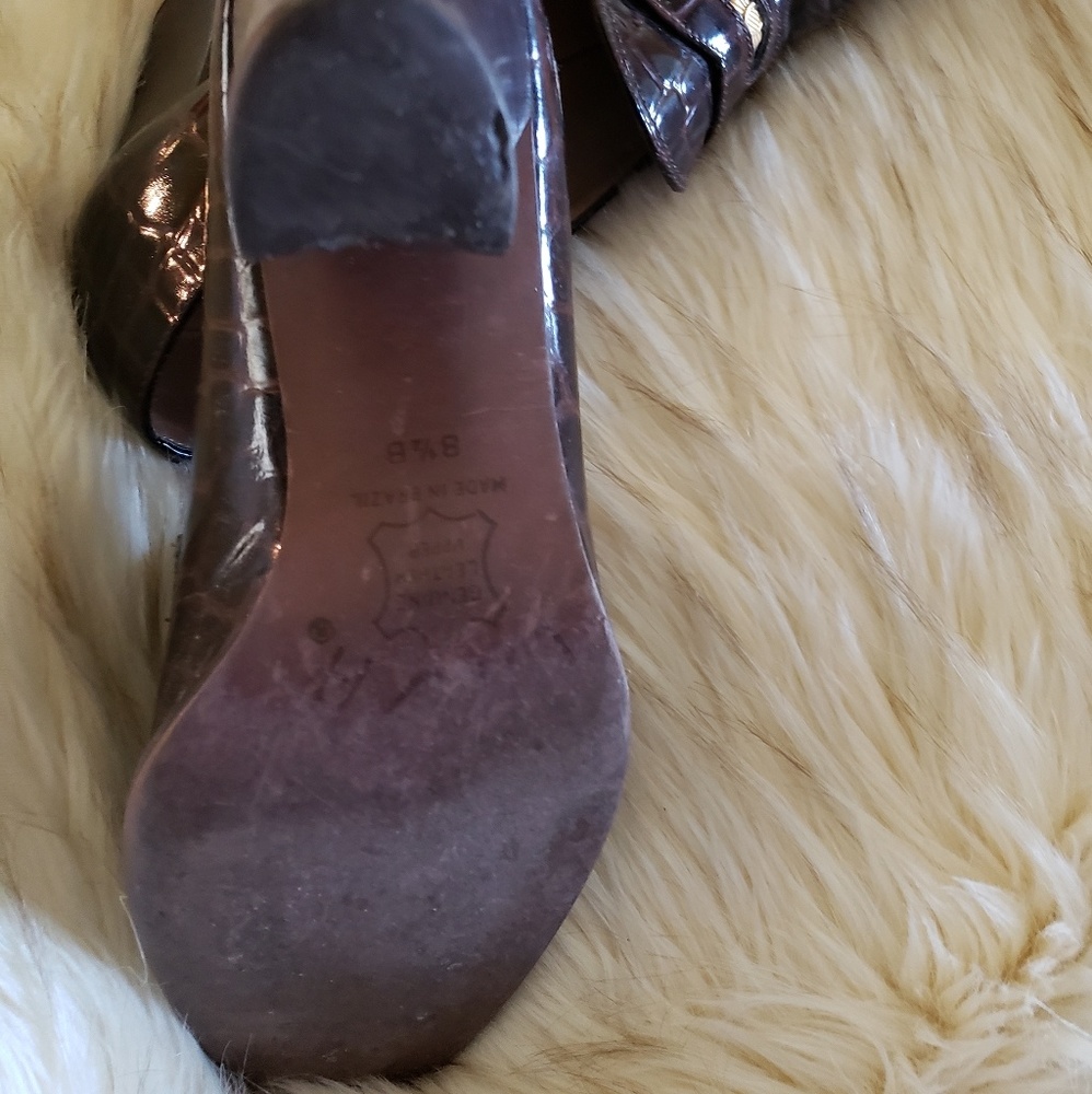 Heels - Picture 3 of 3